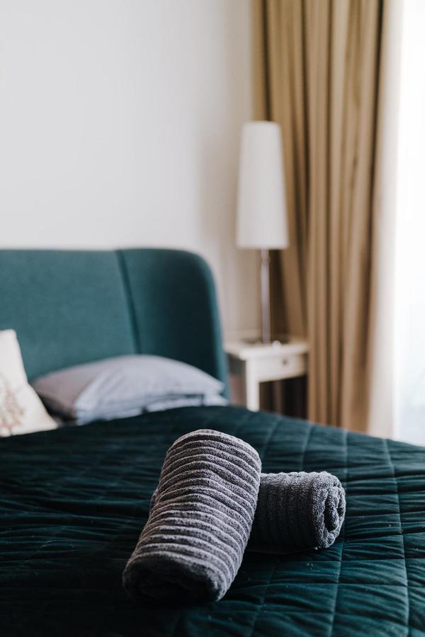 Butique Apartman Balatonlelle Extérieur photo