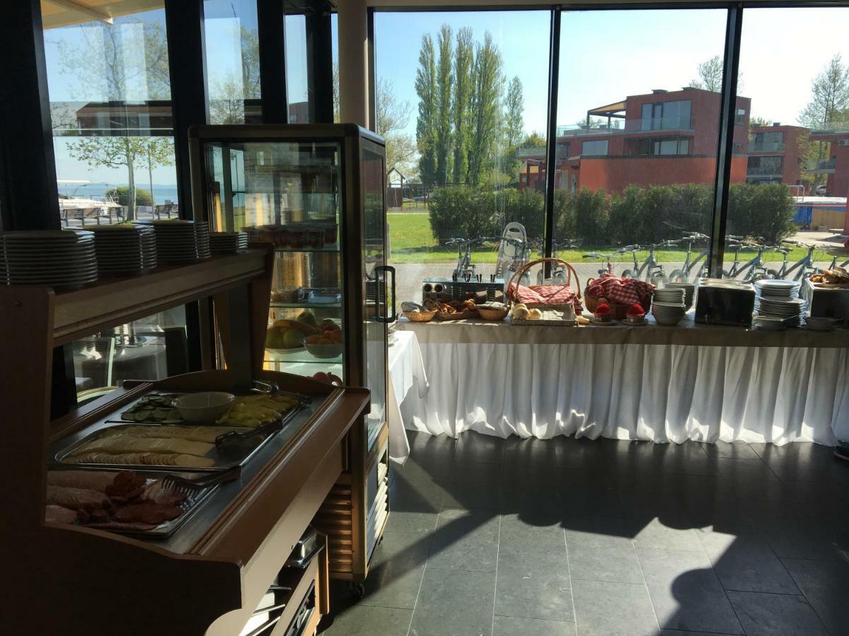 Butique Apartman Balatonlelle Extérieur photo
